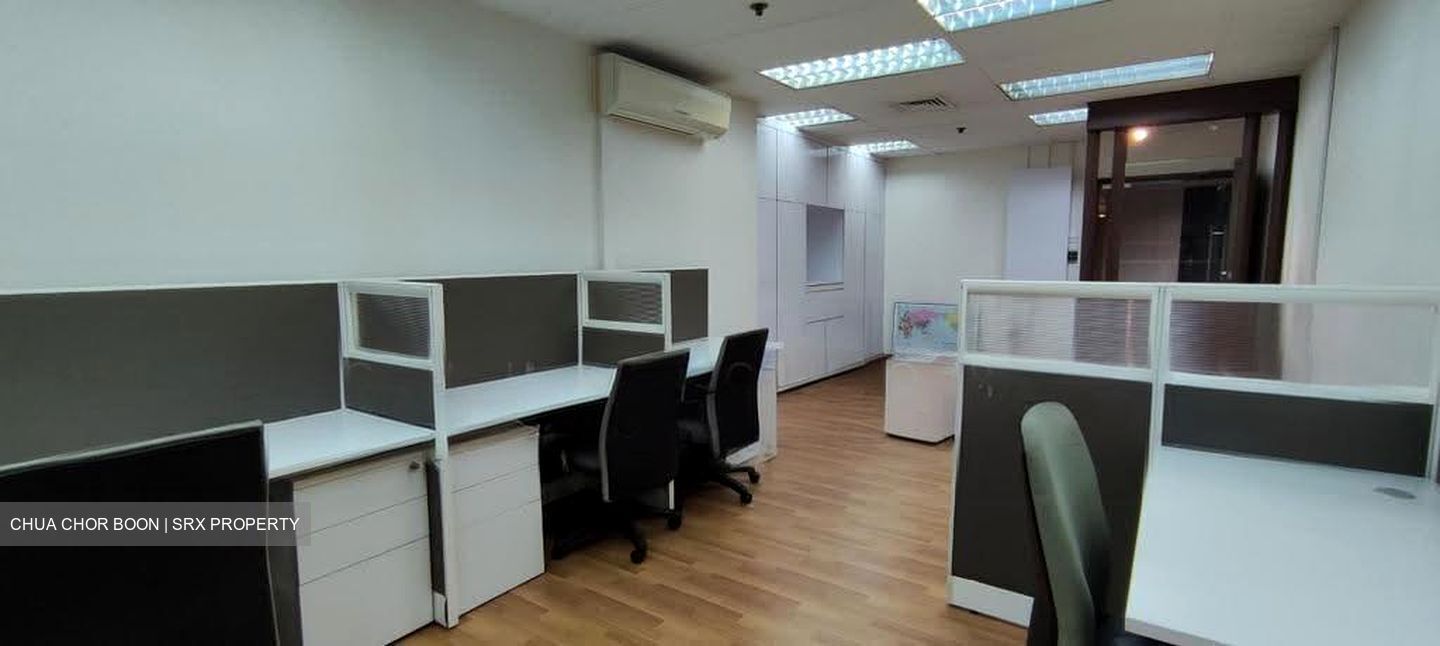 International Plaza (D2), Office #623033291